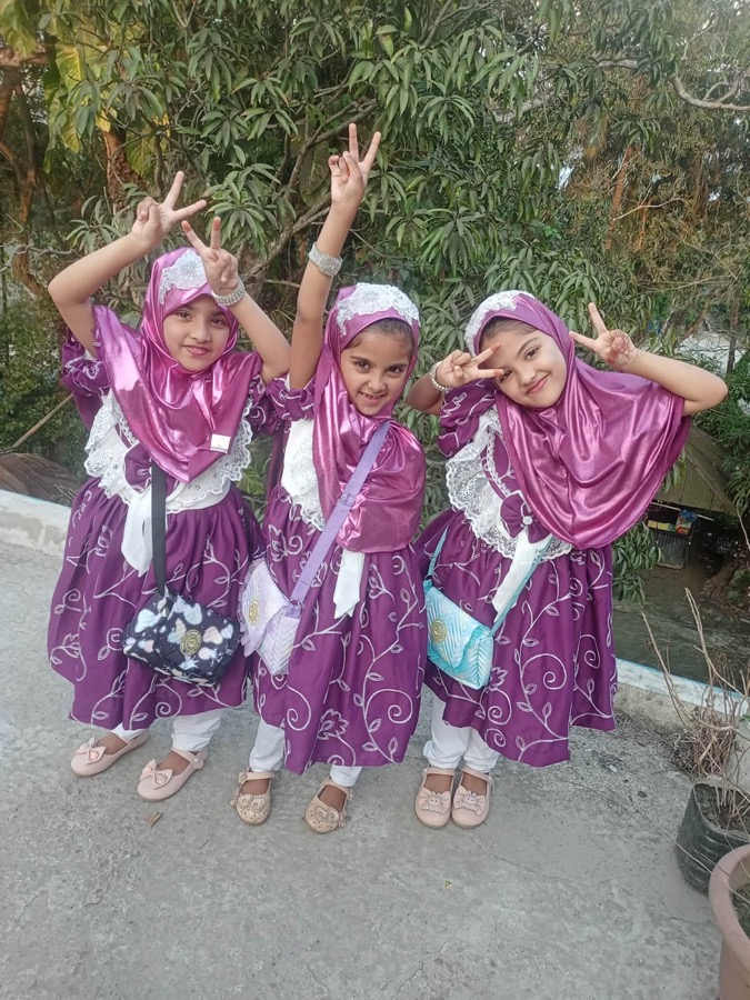 মামাস হার্ট কাস্টমারের বাস্তব ছবি — বাচ্চাদের হিজাব