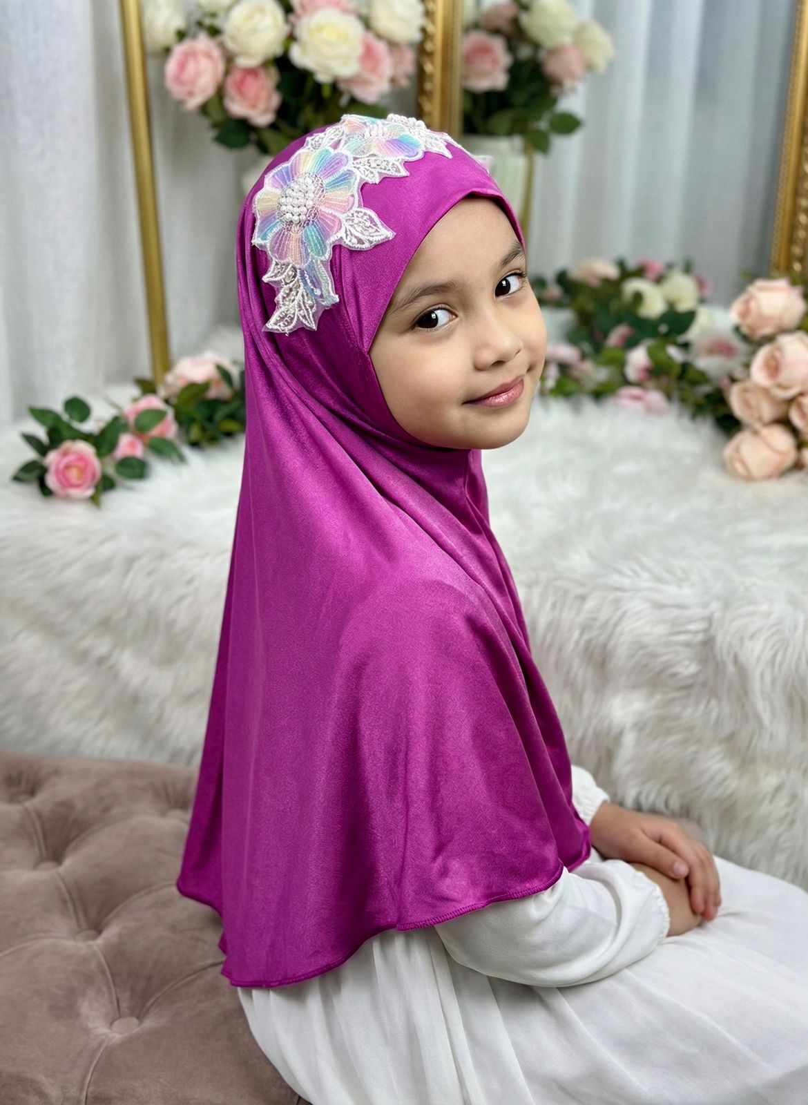 Premium Korean Spandex Hijab - Flower Lace — ছবি 4