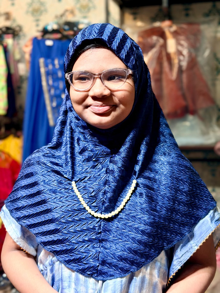New Crep Neavy Blue Hijab — ছবি 2